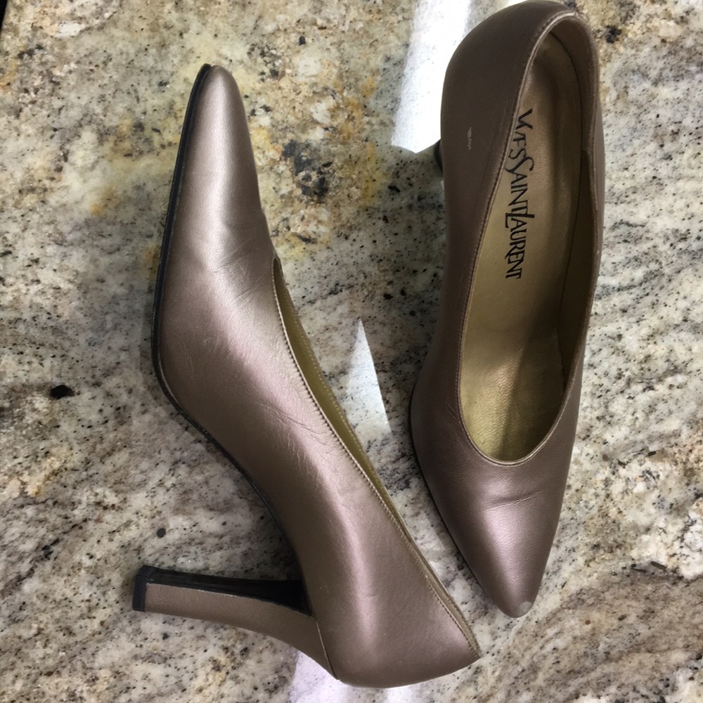 YSL authentic punps - Picture 3 of 8
